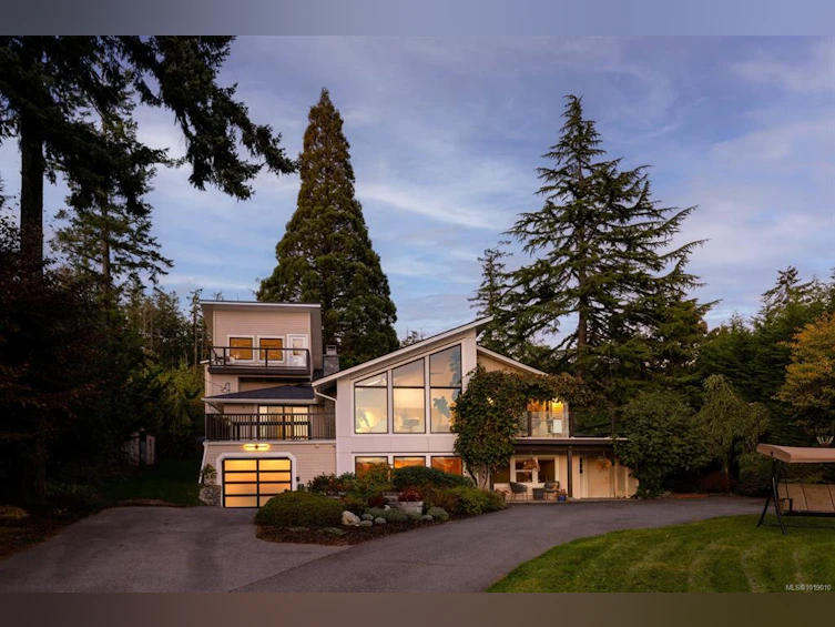 11321 Chalet Road, North Saanich, BC, V8L 5M1 - 10