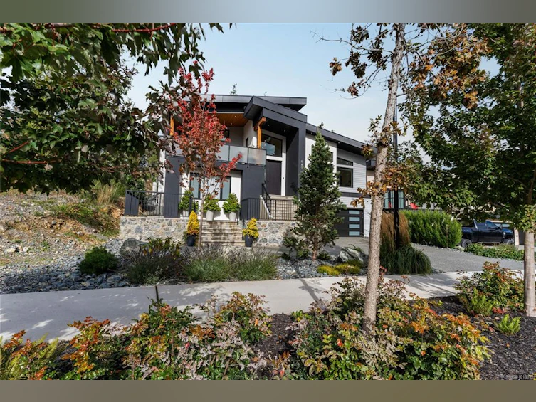 640 Medalist Avenue, Colwood, BC, V9C 0C3 - 51