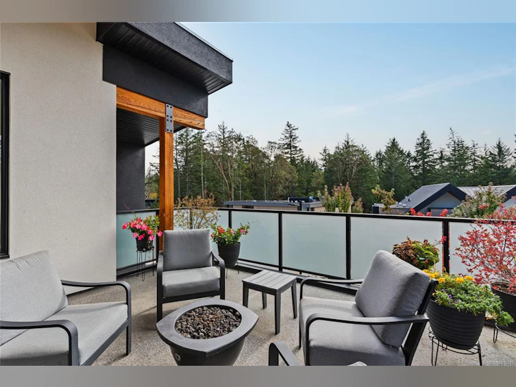 640 Medalist Avenue, Colwood, BC, V9C 0C3 - 37