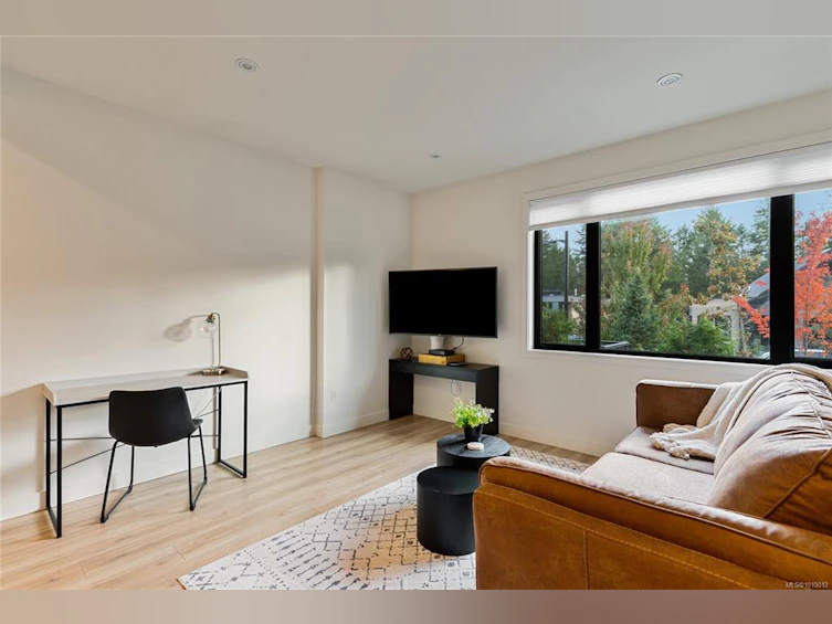 640 Medalist Avenue, Colwood, BC, V9C 0C3 - 31