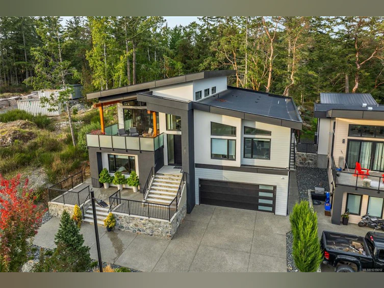 640 Medalist Avenue, Colwood, BC, V9C 0C3 - 57