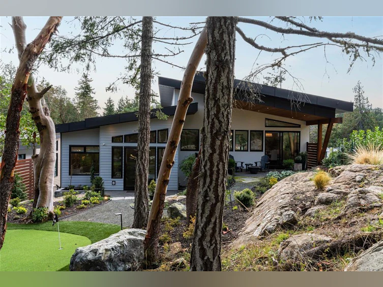 640 Medalist Avenue, Colwood, BC, V9C 0C3 - 42