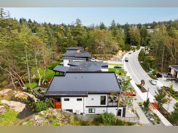 640 Medalist Avenue, Colwood, BC, V9C 0C3 - 52