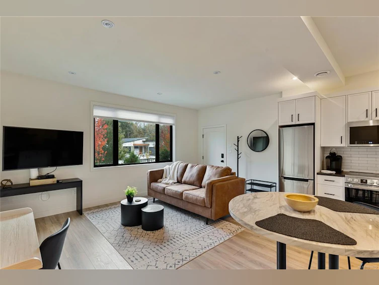 640 Medalist Avenue, Colwood, BC, V9C 0C3 - 28