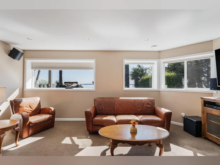 9055 Lochside Drive, North Saanich, BC, V8L 1N1 - 24