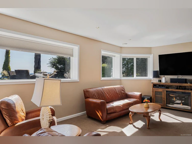9055 Lochside Drive, North Saanich, BC, V8L 1N1 - 25
