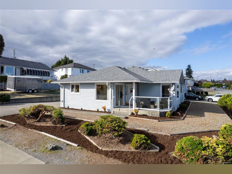 6283 Invermere Road, Nanaimo, BC, V9V 1K9 - 3