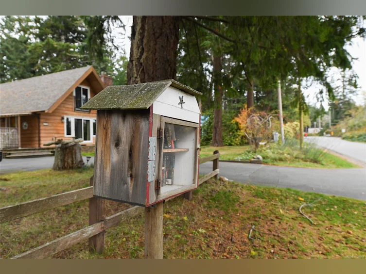 1210 Wilkinson Road, Comox, BC, V9M 4B8 - 4