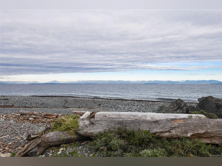 1210 Wilkinson Road, Comox, BC, V9M 4B8 - 13