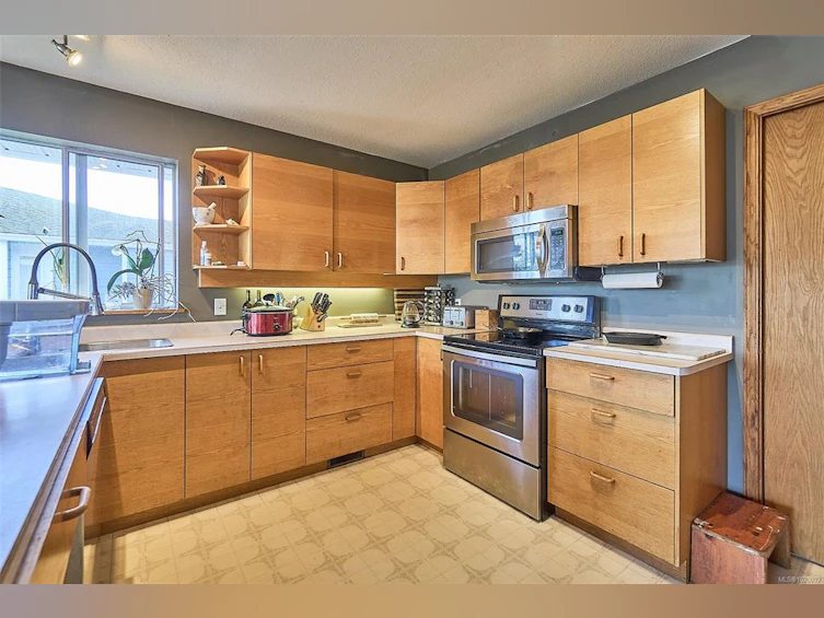 5422 Bayshore Drive, Nanaimo, BC, V9V 1G8 - 16