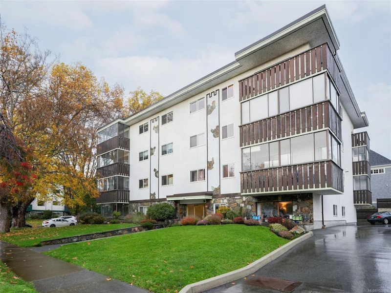 103 - 1122 Hilda Street, Victoria BC V8V 2Z4