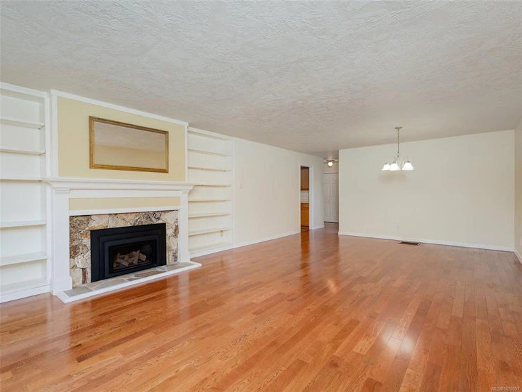 993 Scottswood Close, Saanich, BC, V8Y 2V1 - 3