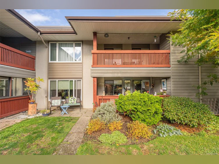 114-10110 Fifth Street, Sidney, BC, V8L 2X9 - 21