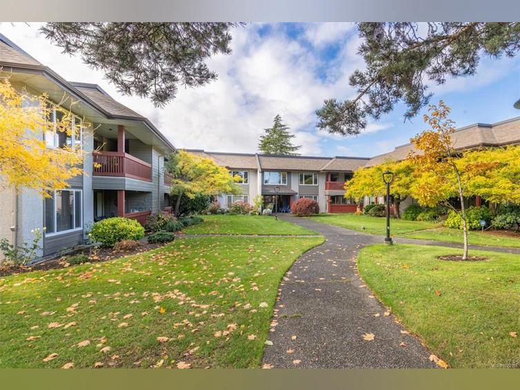 114-10110 Fifth Street, Sidney, BC, V8L 2X9 - 23