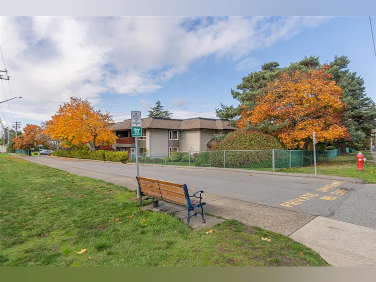 114-10110 Fifth Street, Sidney, BC, V8L 2X9 - 27