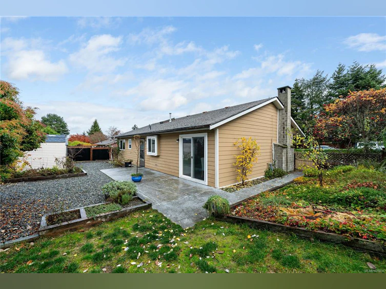 6255 Blueback Road, Nanaimo, BC, V9V 1A9 - 32