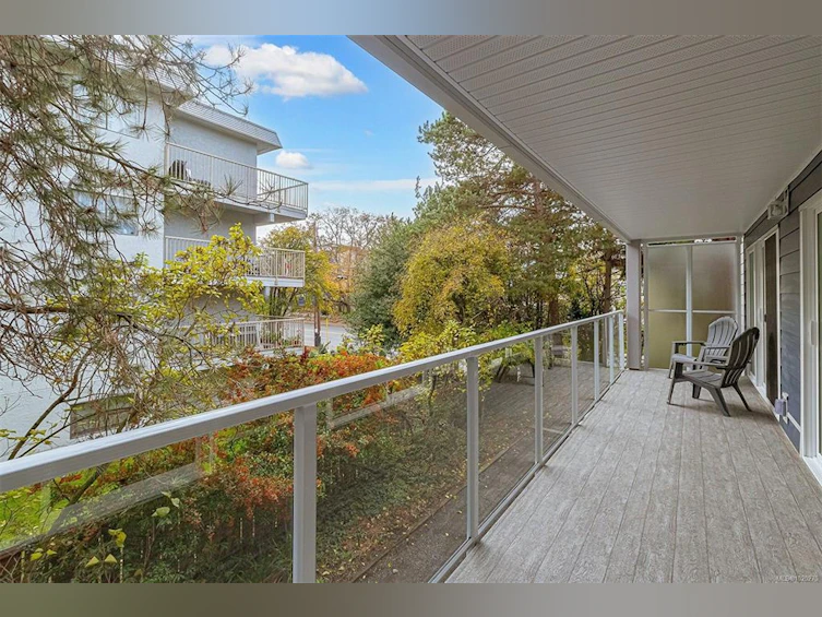 215-3277 Quadra Street, Saanich, BC, V8X 4W9 - 27