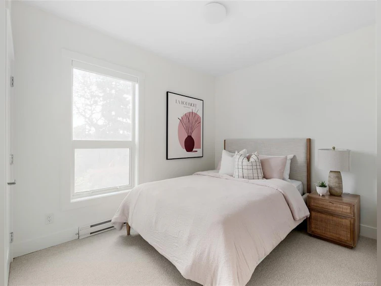 15-2536 Shelbourne Street, Victoria, BC, V8R 4L5 - 16