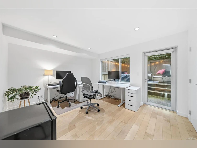 4-2830 Irma Street, Victoria, BC, V9A 1S2 - 8