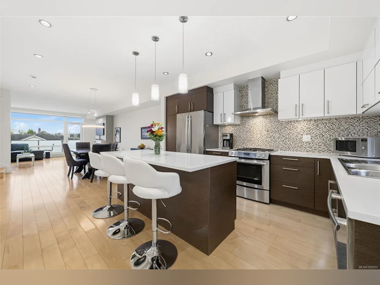 4-2830 Irma Street, Victoria, BC, V9A 1S2 - 14
