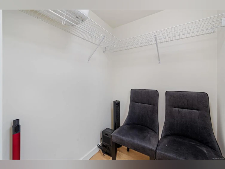 4-2830 Irma Street, Victoria, BC, V9A 1S2 - 36