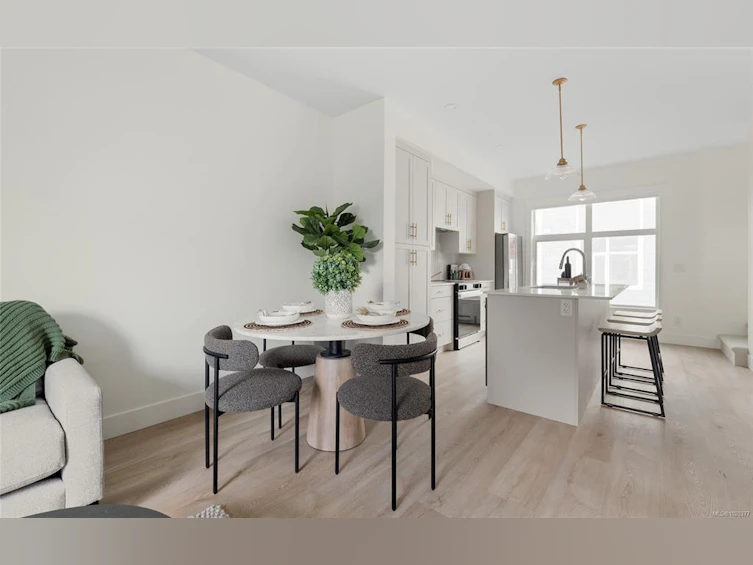 3-2538 Shelbourne Street, Victoria, BC, V8R 4L5 - 12