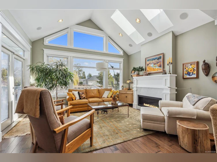 2443 Florence Street, Oak Bay, BC, V8R 5E7 - 22