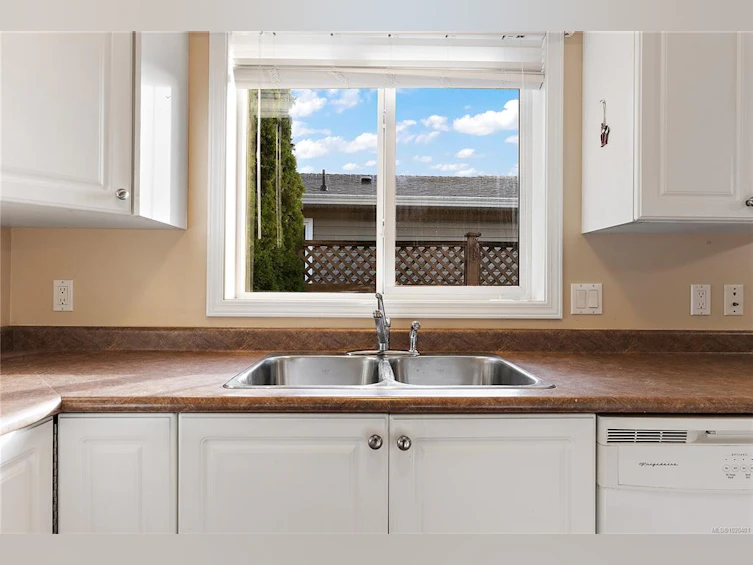 68-7570 Tetayut Road, Central Saanich, BC, V8M 2H4 - 13