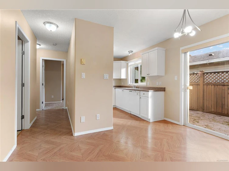 68-7570 Tetayut Road, Central Saanich, BC, V8M 2H4 - 11