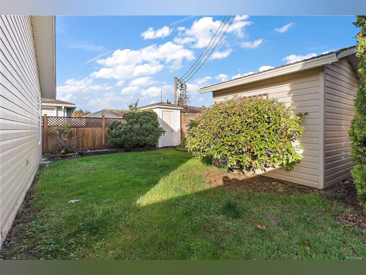 68-7570 Tetayut Road, Central Saanich, BC, V8M 2H4 - 23