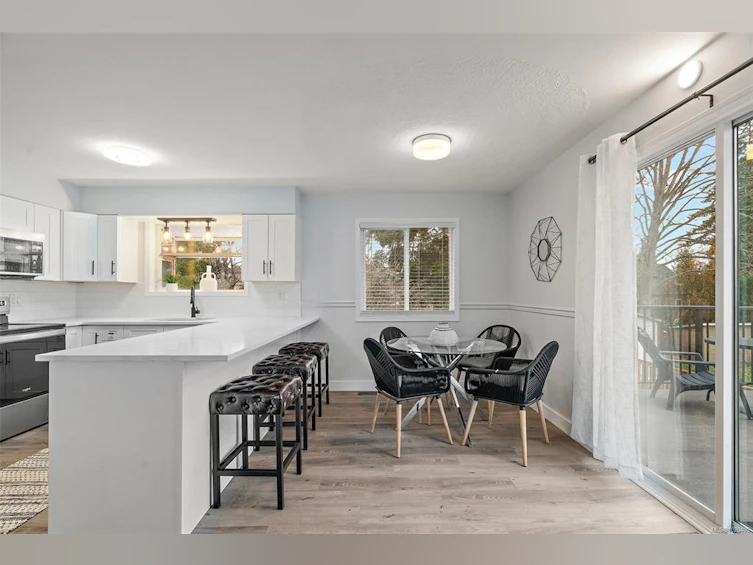 1060 Nelson Street, Nanaimo, BC, V9S 2K2 - 9