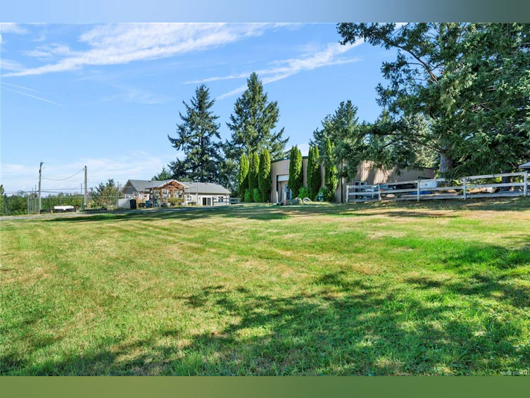 2687 Jingle Pot Road, Nanaimo, BC, V9R 6W5 - 72