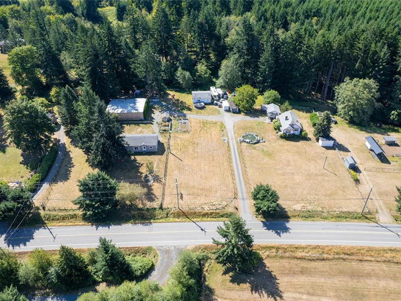 2687 Jingle Pot Road, Nanaimo BC V9R 6W5