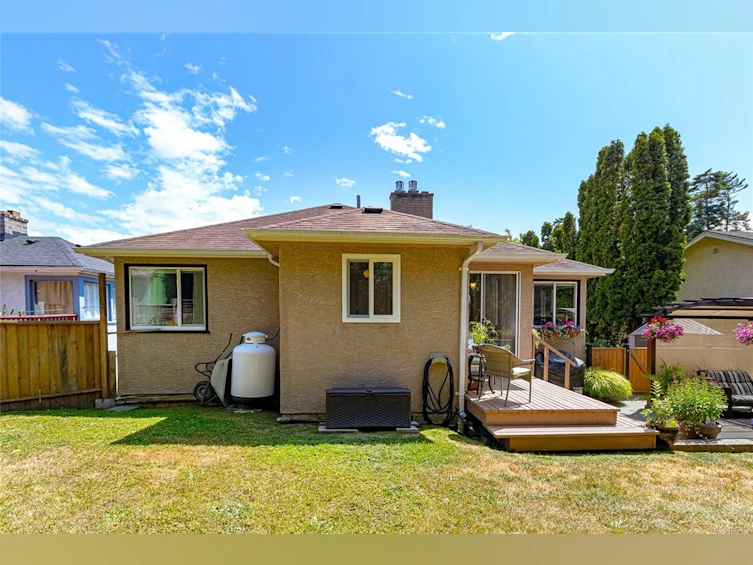 932 Tattersall Drive, Saanich, BC, V8X 2W9 - 37