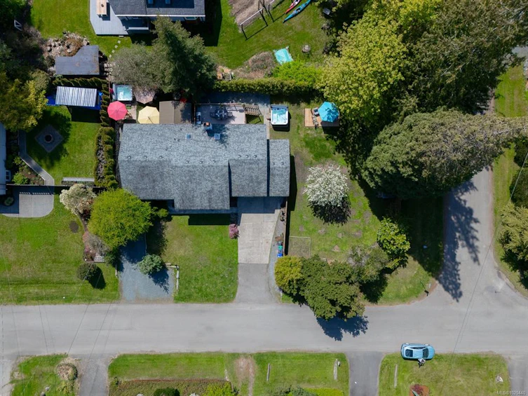 1025 Maple Lane Drive, Parksville, BC, V9P 1T3 - 8