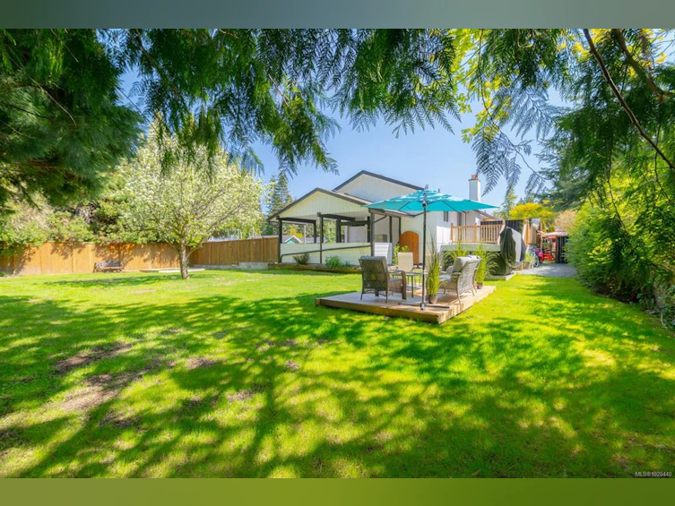 1025 Maple Lane Drive, Parksville, BC, V9P 1T3 - 64