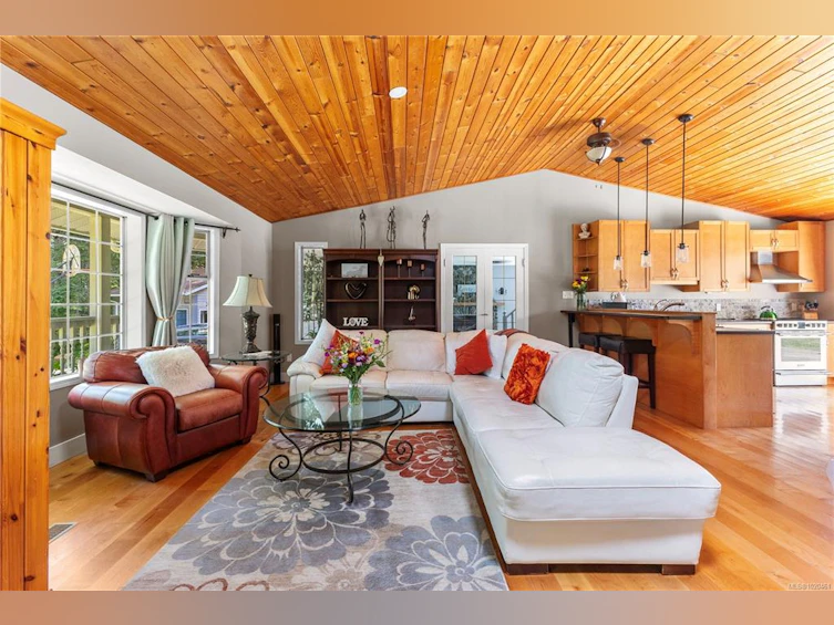 777 Salsbury Road, Courtenay, BC, V9N 9M2 - 4