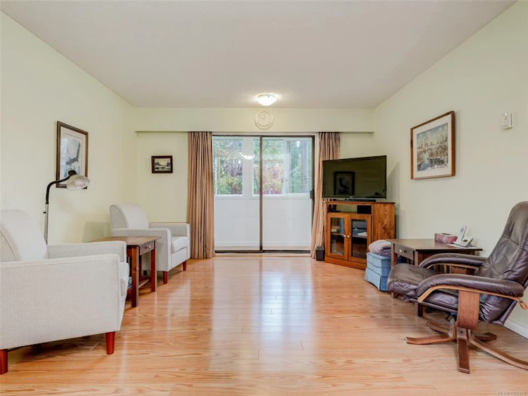 105-2610 Graham Street, Victoria, BC, V8T 3Y9 - 2