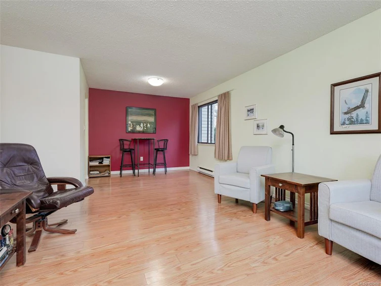 105-2610 Graham Street, Victoria, BC, V8T 3Y9 - 3