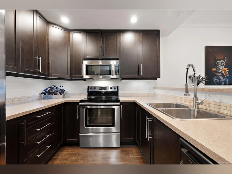407-2881 Peatt Road, Langford, BC, V9B 3V7 - 4