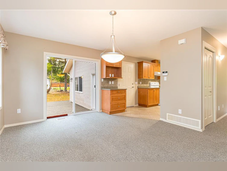 185 Huson Road, Qualicum Beach, BC, V9K 2A2 - 28