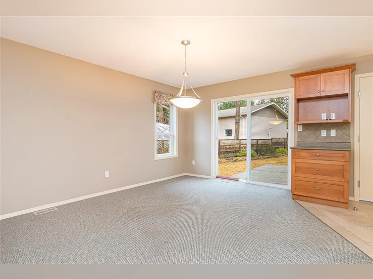 185 Huson Road, Qualicum Beach, BC, V9K 2A2 - 5