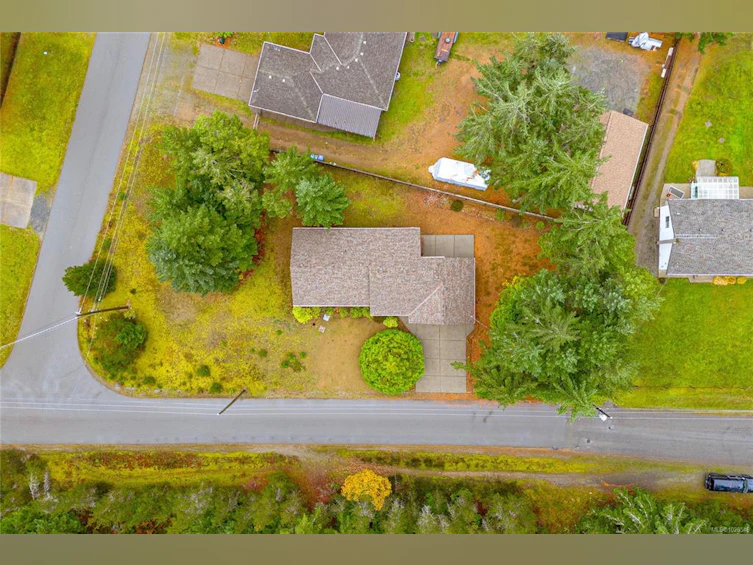 185 Huson Road, Qualicum Beach, BC, V9K 2A2 - 2