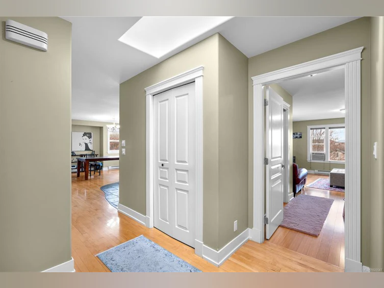4012 Rainbow Street, Saanich, BC, V8X 2A8 - 16