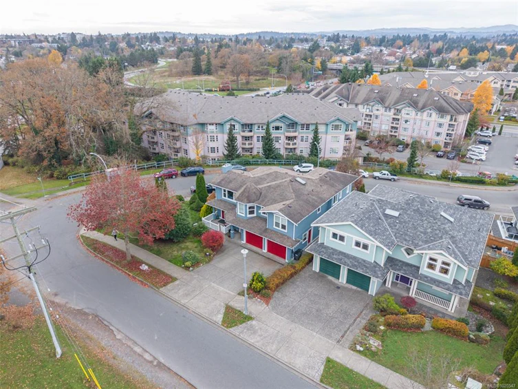 4012 Rainbow Street, Saanich, BC, V8X 2A8 - 66