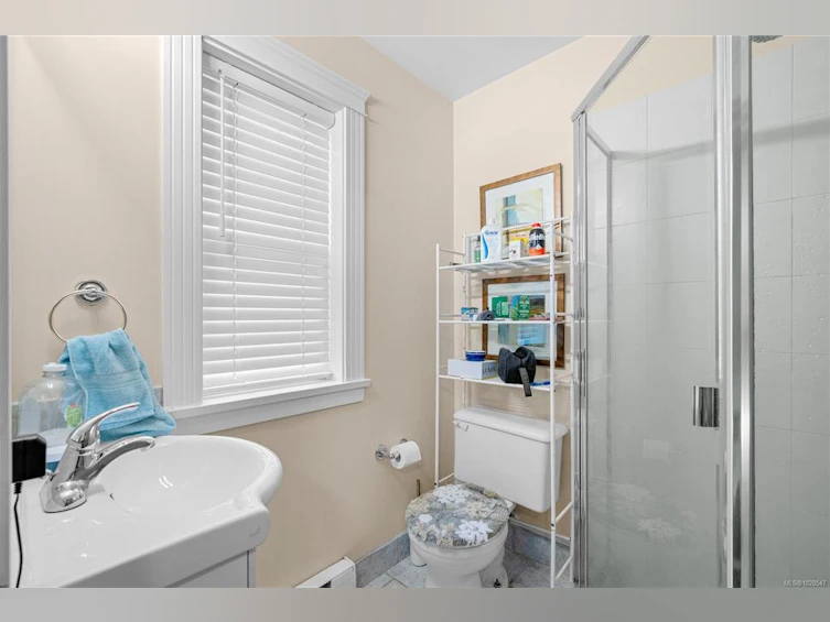 4012 Rainbow Street, Saanich, BC, V8X 2A8 - 53
