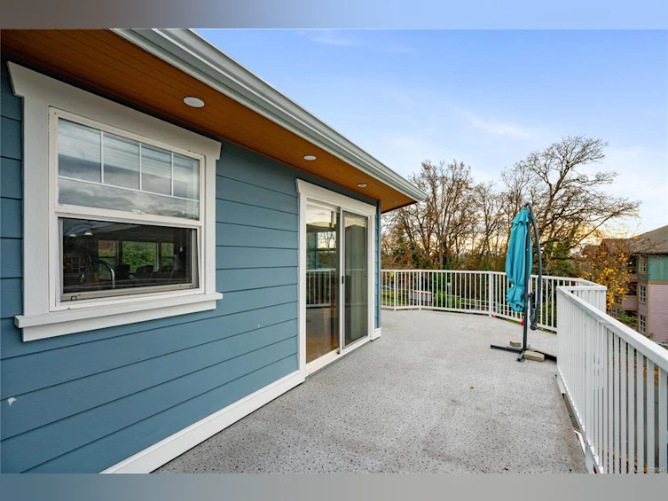 4012 Rainbow Street, Saanich, BC, V8X 2A8 - 33