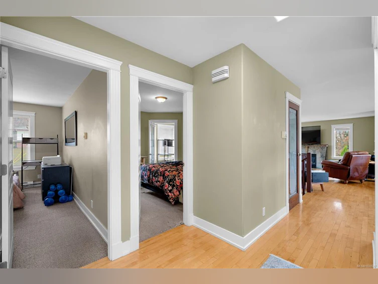 4012 Rainbow Street, Saanich, BC, V8X 2A8 - 24