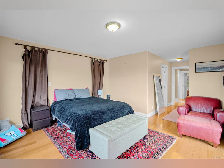 4012 Rainbow Street, Saanich, BC, V8X 2A8 - 19