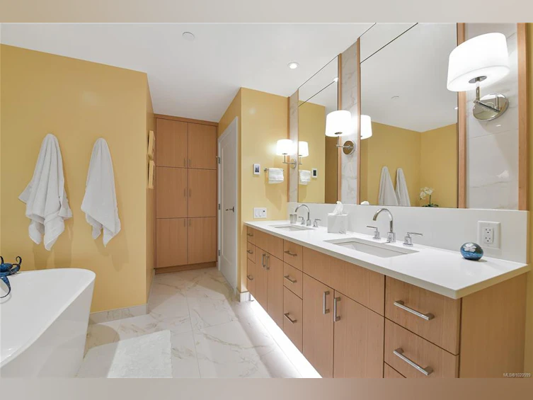 403-5388 Hill Rise Terrace, Saanich, BC, V8Y 3K3 - 19